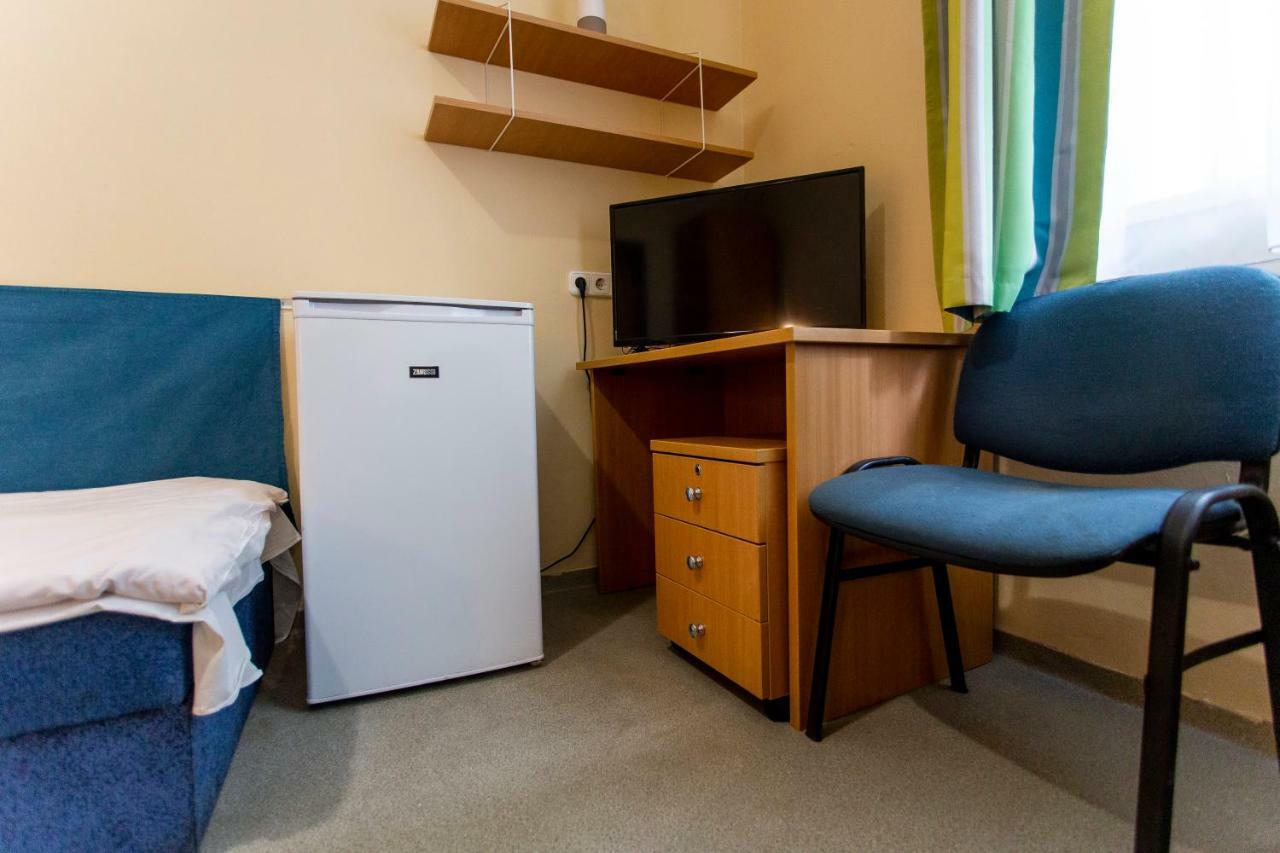 Pd Hostel Dunaújváros Εξωτερικό φωτογραφία