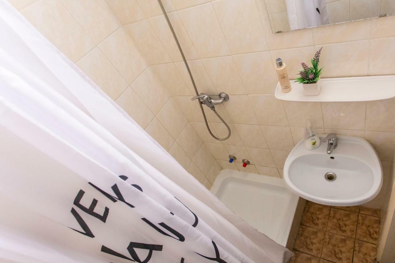 Pd Hostel Dunaújváros Εξωτερικό φωτογραφία