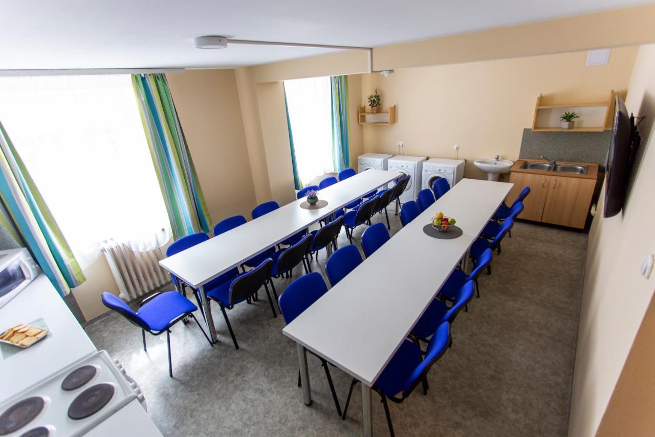 Pd Hostel Dunaújváros Εξωτερικό φωτογραφία